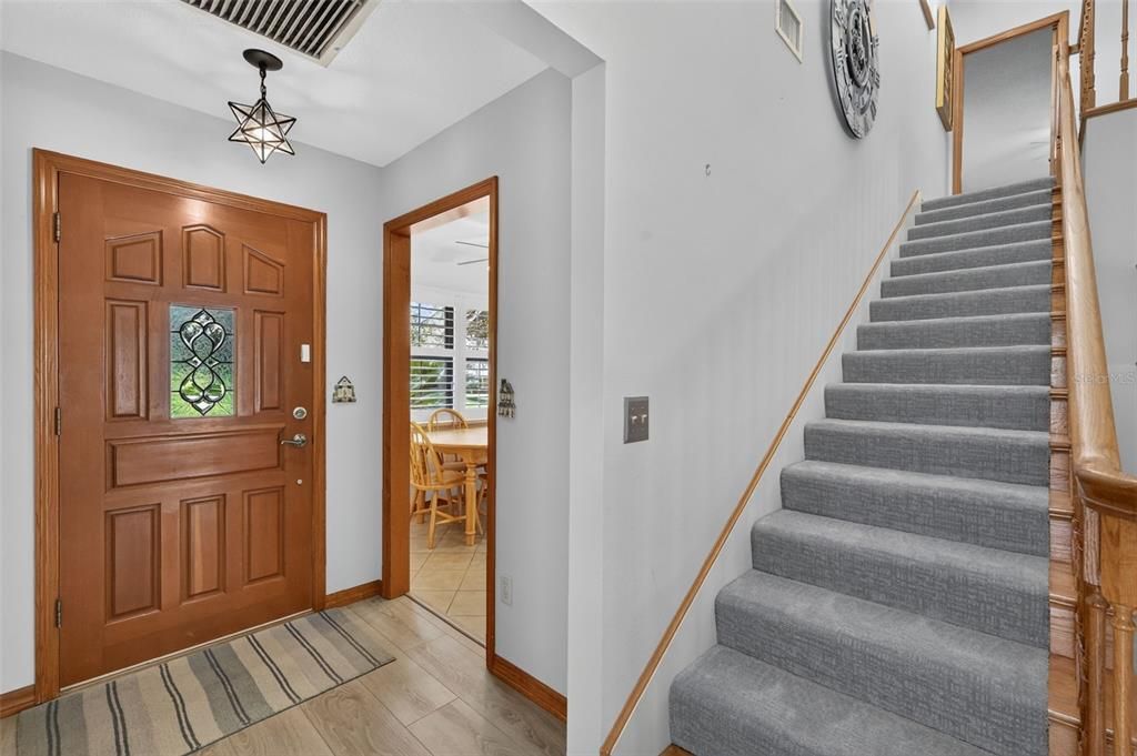 En Venta: $549,000 (4 camas, 3 baños, 2126 Pies cuadrados)