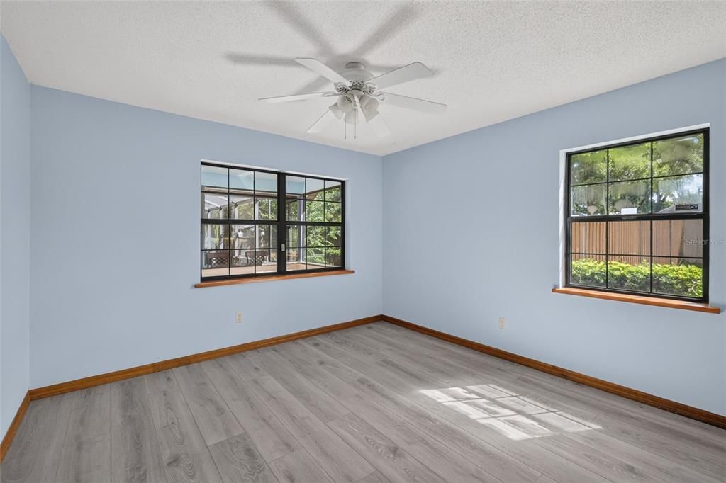 En Venta: $549,000 (4 camas, 3 baños, 2126 Pies cuadrados)