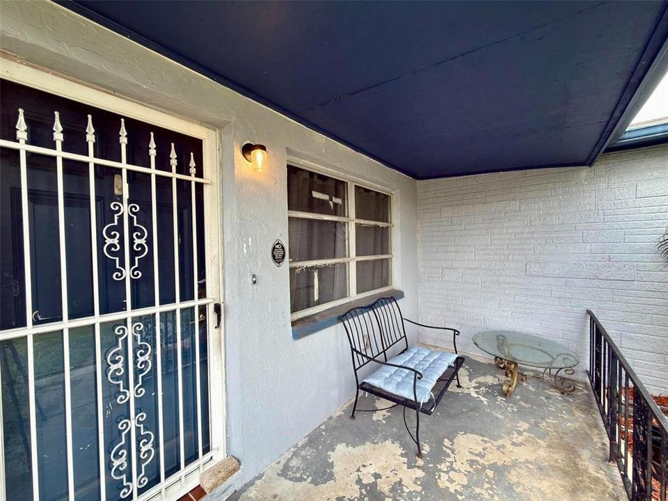 For Sale: $269,000 (3 beds, 2 baths, 1291 Square Feet)