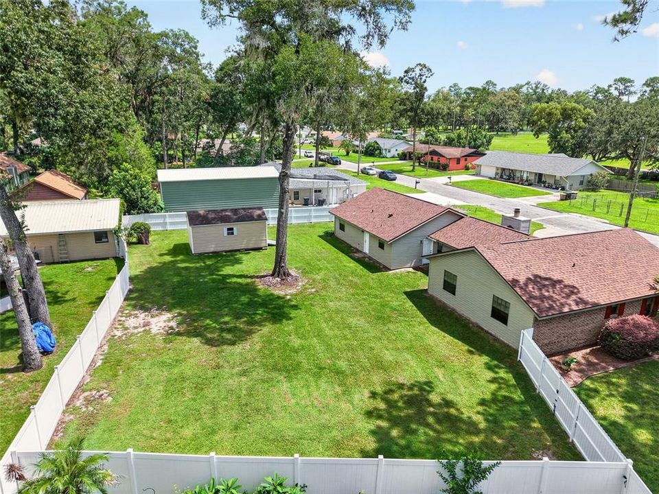 For Sale: $345,000 (4 beds, 3 baths, 2111 Square Feet)