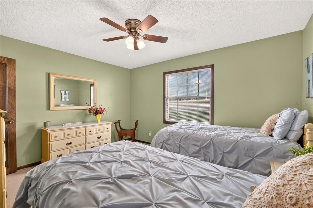 For Sale: $345,000 (4 beds, 3 baths, 2111 Square Feet)
