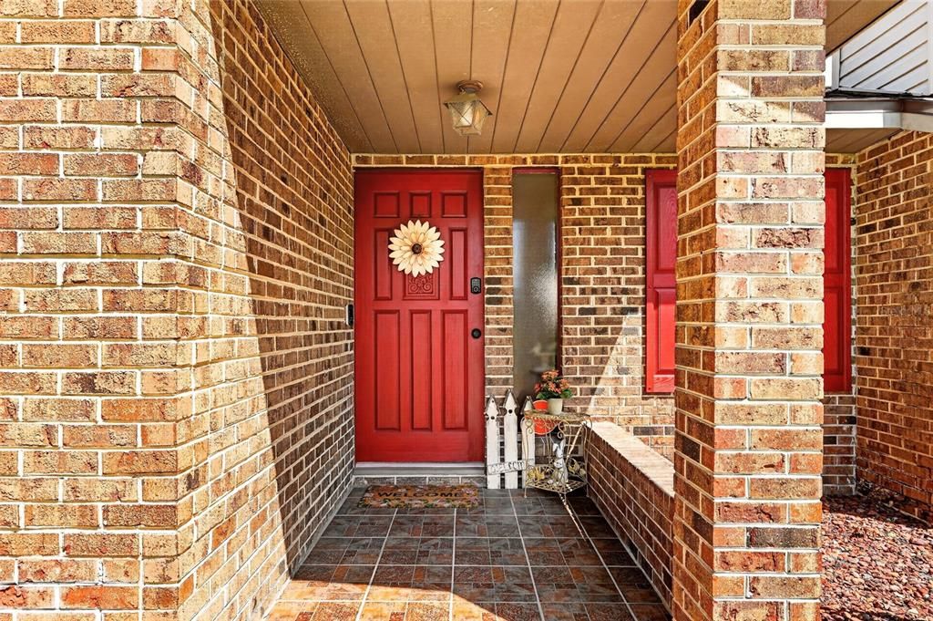 For Sale: $345,000 (4 beds, 3 baths, 2111 Square Feet)