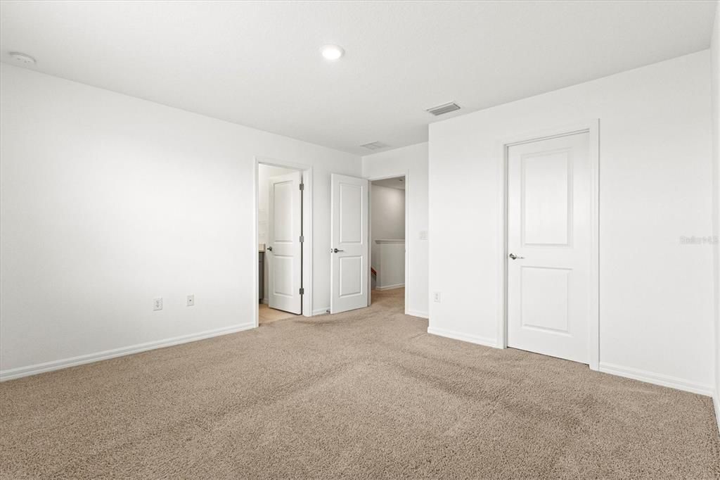 En Venta: $329,900 (3 camas, 2 baños, 1407 Pies cuadrados)