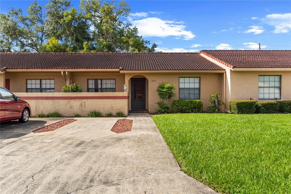 For Sale: $150,000 (2 beds, 2 baths, 1116 Square Feet)