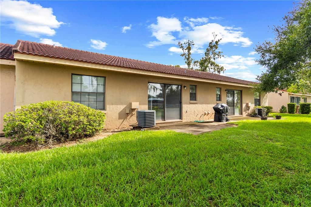 For Sale: $150,000 (2 beds, 2 baths, 1116 Square Feet)