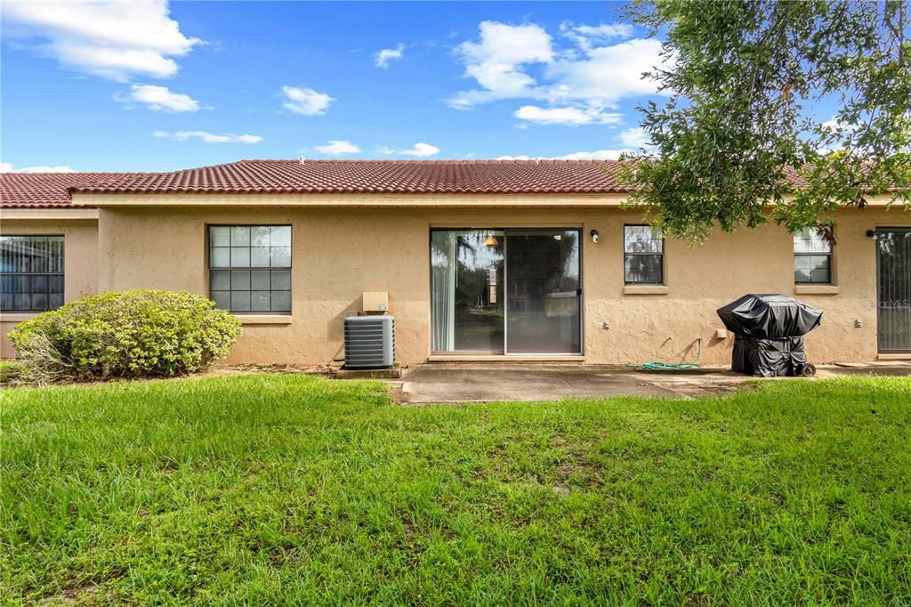 For Sale: $150,000 (2 beds, 2 baths, 1116 Square Feet)