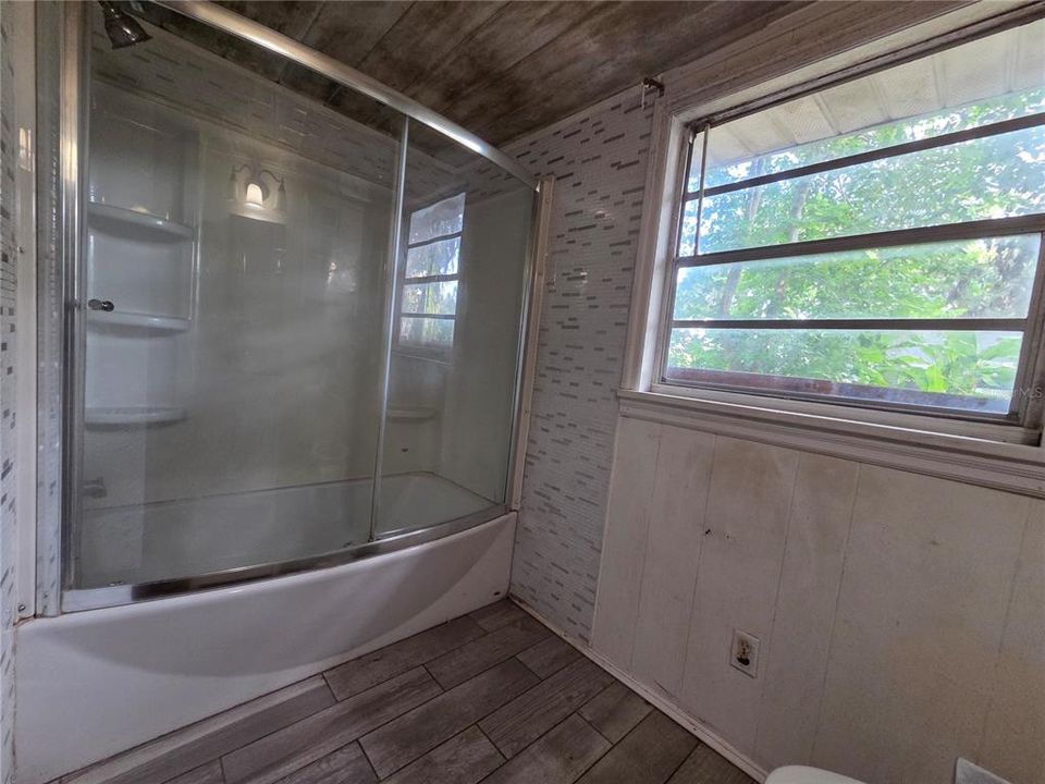 En Venta: $185,000 (3 camas, 2 baños, 1322 Pies cuadrados)