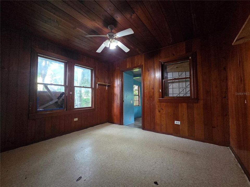 En Venta: $185,000 (3 camas, 2 baños, 1322 Pies cuadrados)