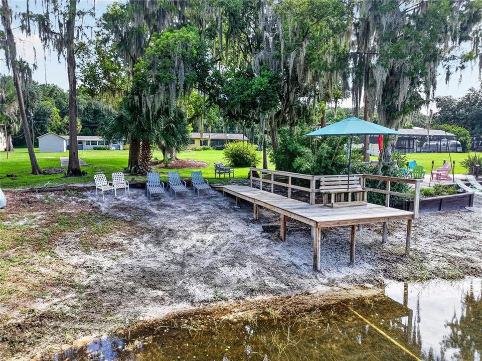 For Sale: $355,000 (2 beds, 2 baths, 1038 Square Feet)
