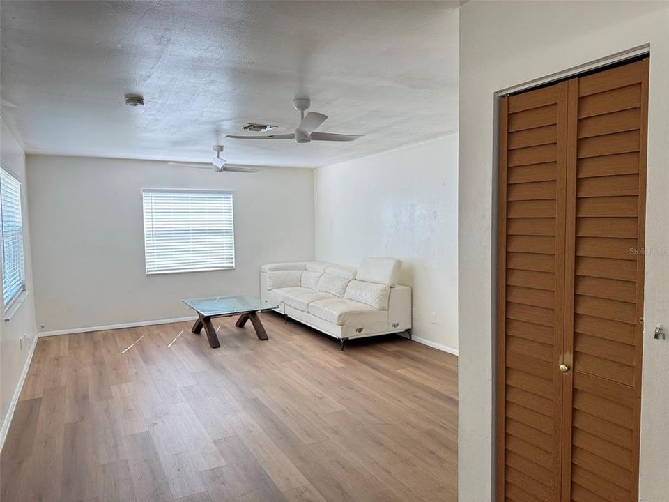 For Rent: $2,450 (3 beds, 2 baths, 1326 Square Feet)