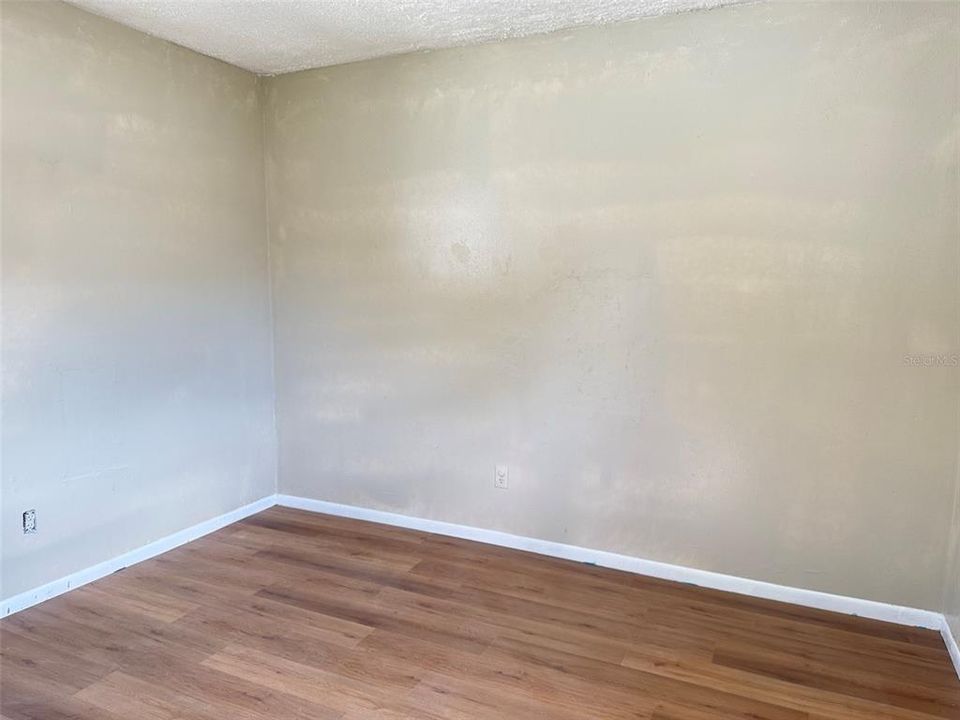 For Rent: $2,450 (3 beds, 2 baths, 1326 Square Feet)