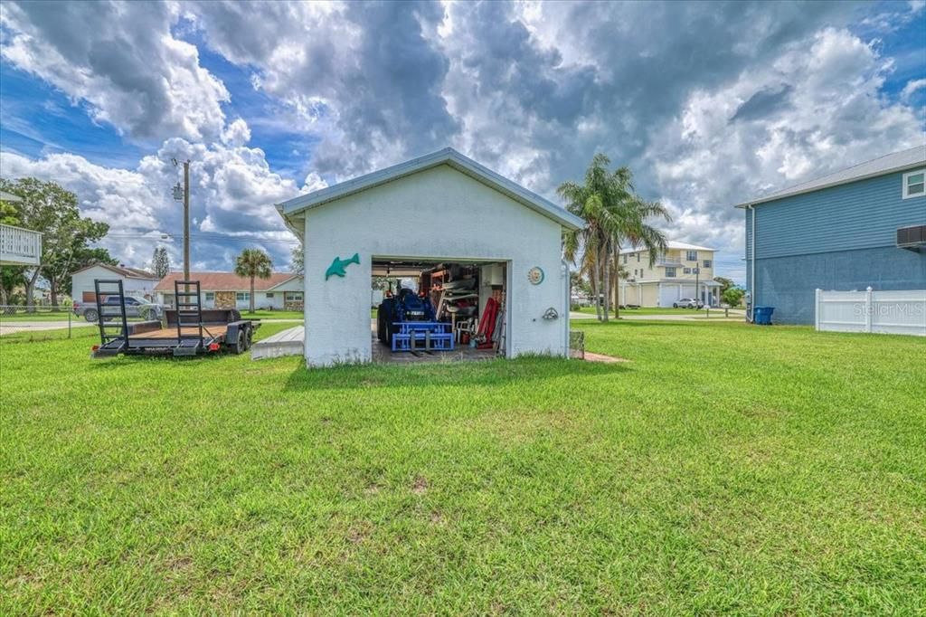 For Sale: $190,000 (0.11 acres)