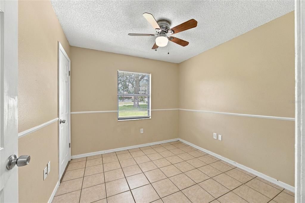 For Sale: $274,900 (3 beds, 2 baths, 1230 Square Feet)