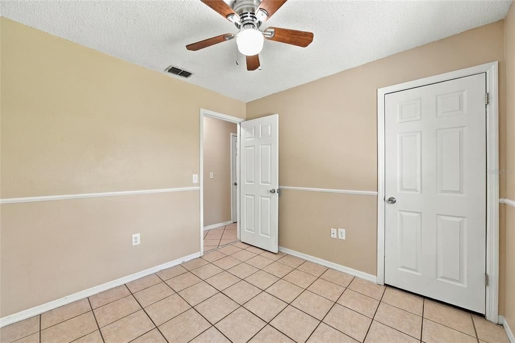 For Sale: $274,900 (3 beds, 2 baths, 1230 Square Feet)