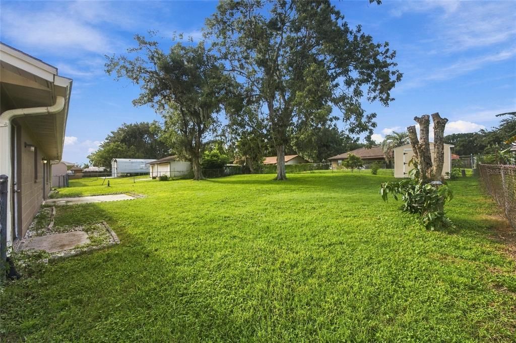 For Sale: $274,900 (3 beds, 2 baths, 1230 Square Feet)
