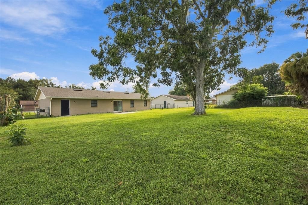 For Sale: $274,900 (3 beds, 2 baths, 1230 Square Feet)