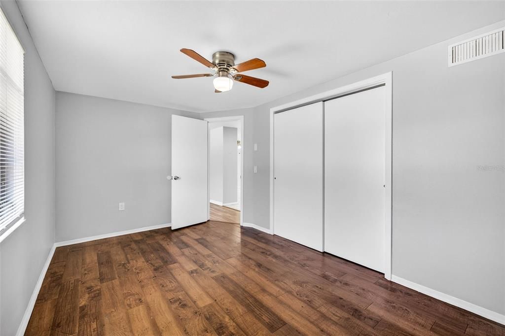 В аренду: $1,395 (3 спален, 1 ванн, 1000 Квадратных фут)