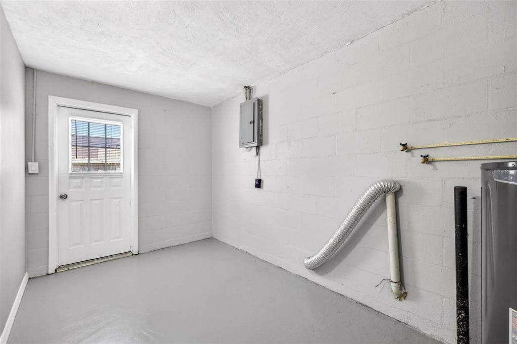 В аренду: $1,395 (3 спален, 1 ванн, 1000 Квадратных фут)