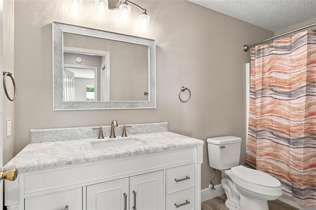 For Sale: $330,000 (2 beds, 2 baths, 1415 Square Feet)