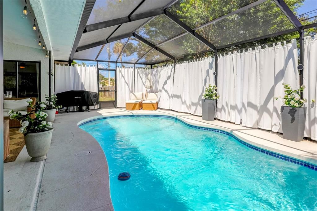 For Sale: $499,000 (3 beds, 2 baths, 1684 Square Feet)