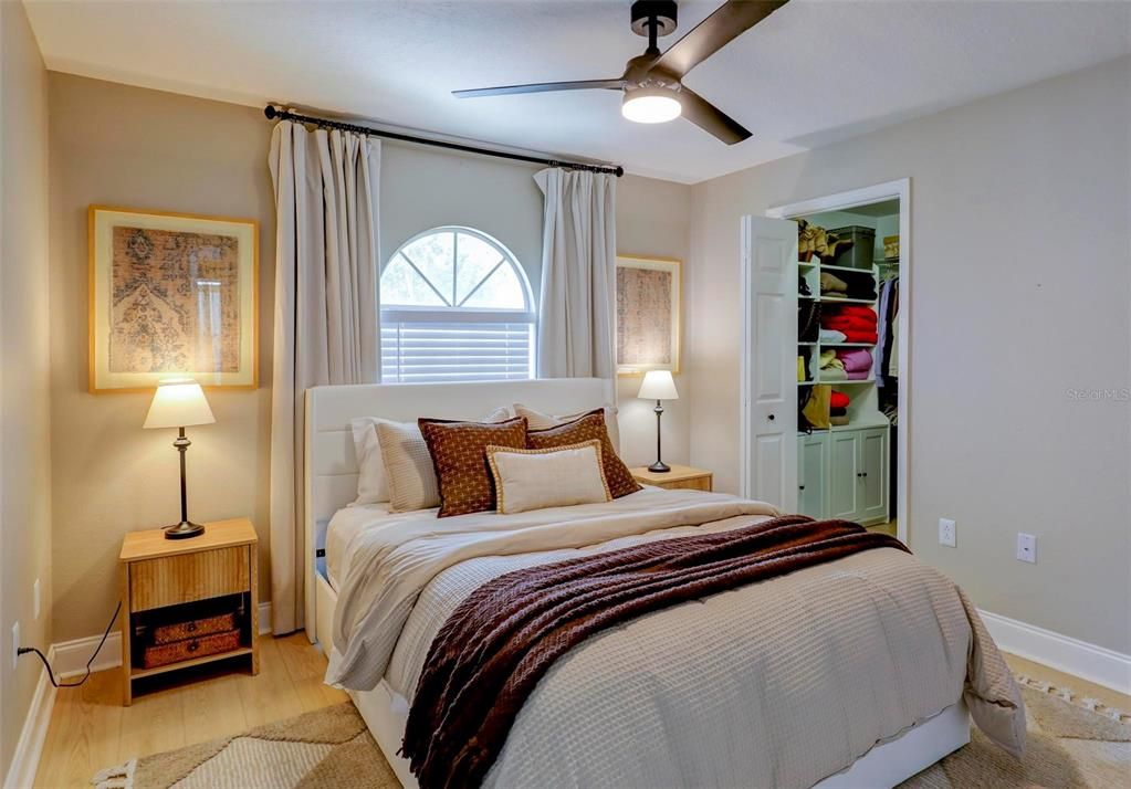 For Sale: $499,000 (3 beds, 2 baths, 1684 Square Feet)