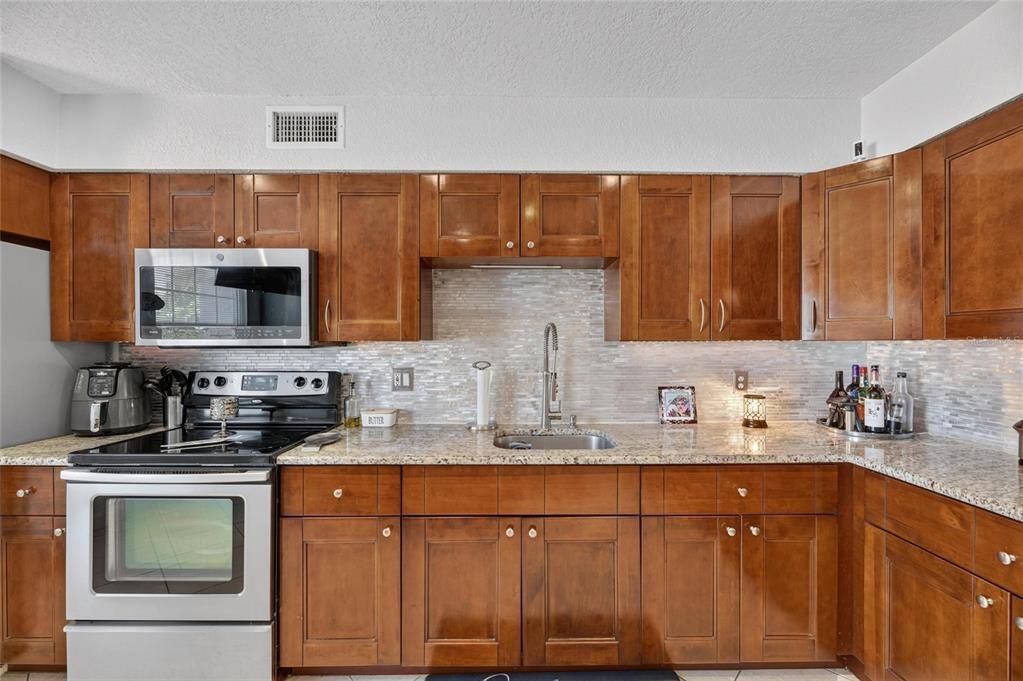En Venta: $229,900 (4 camas, 1 baños, 1485 Pies cuadrados)