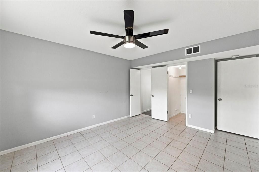 For Sale: $180,000 (2 beds, 2 baths, 950 Square Feet)