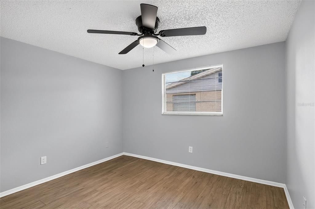 For Rent: $1,750 (3 beds, 2 baths, 1120 Square Feet)