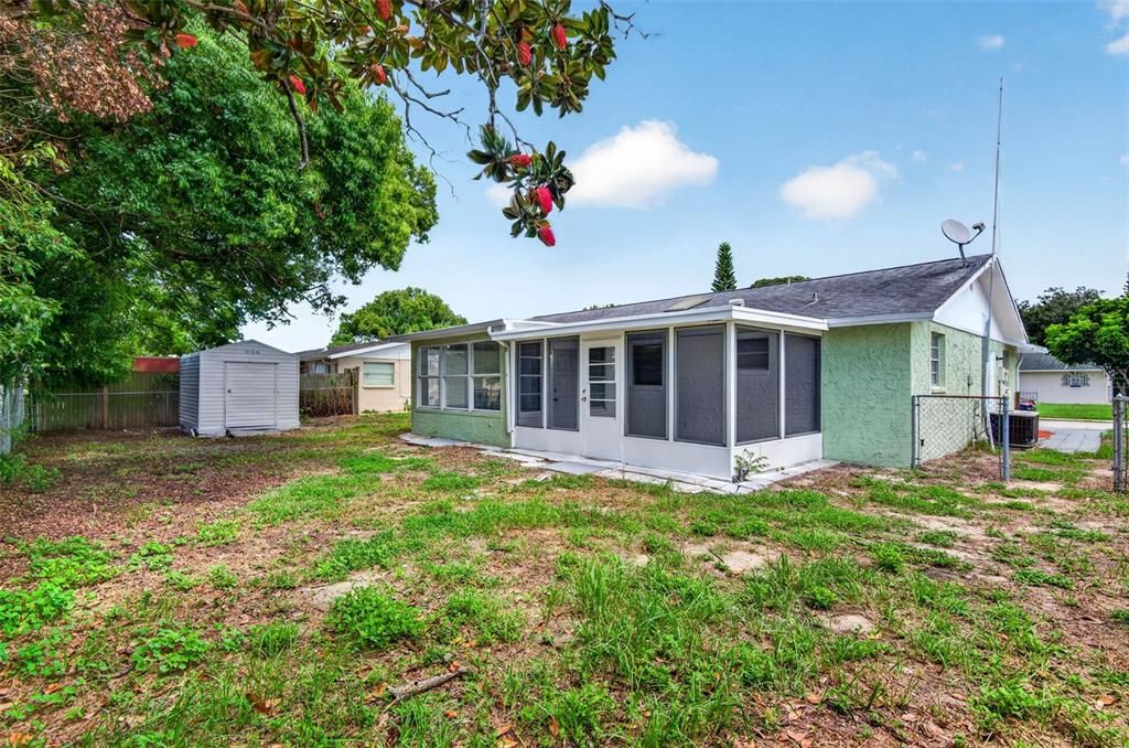 For Rent: $1,750 (3 beds, 2 baths, 1120 Square Feet)