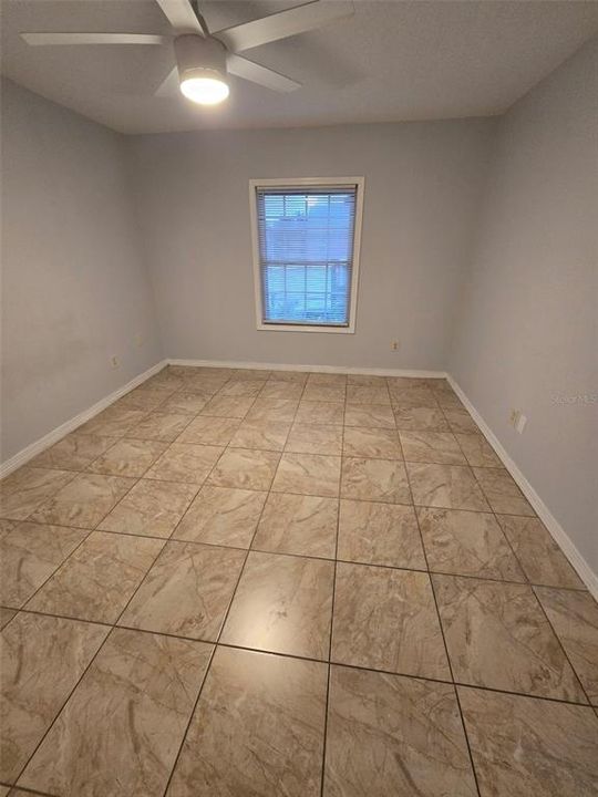 В аренду: $1,600 (2 спален, 1 ванн, 891 Квадратных фут)