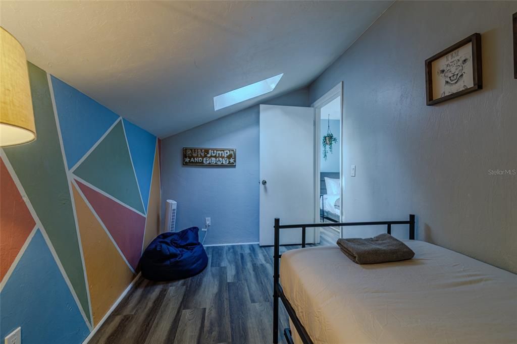 En Venta: $182,000 (2 camas, 2 baños, 1070 Pies cuadrados)