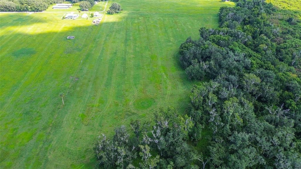 На продажу: $1,199,000 (15.52 acres)