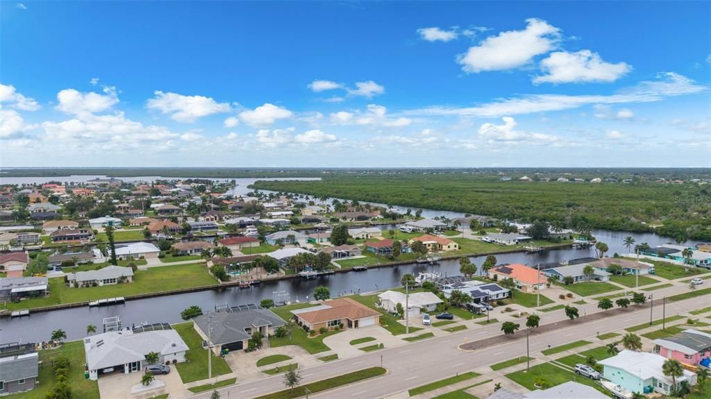合同活跃: $365,000 (3 贝兹, 2 浴室, 1781 平方英尺)