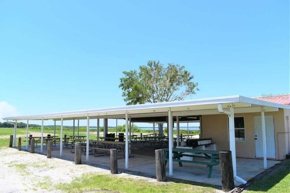 待售: $14,990 (0.50 acres)