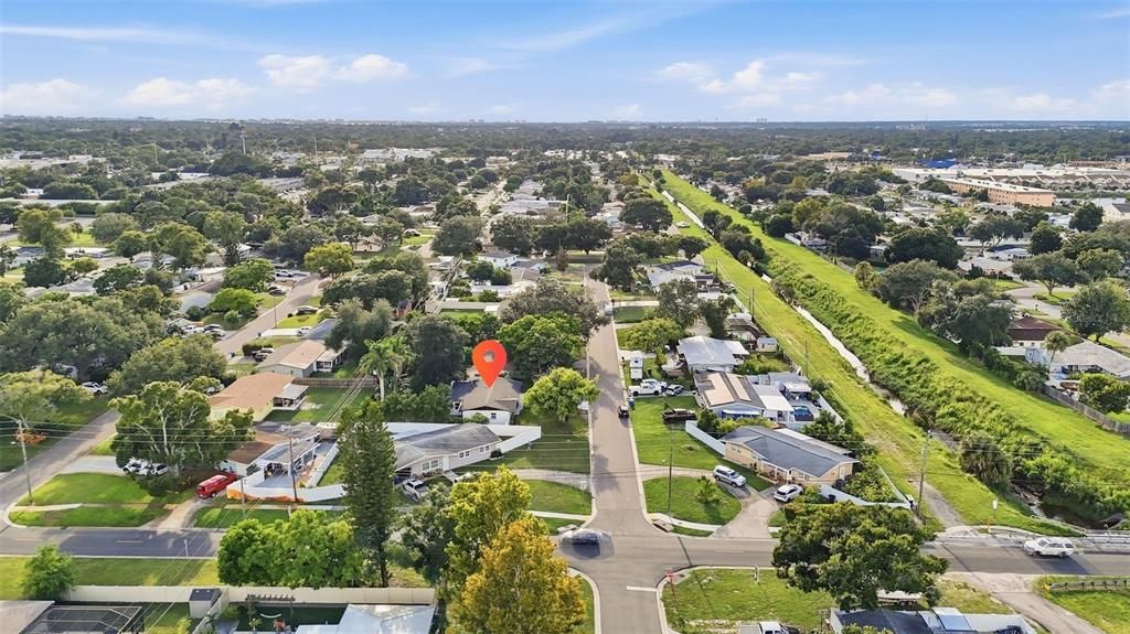 En Venta: $415,000 (3 camas, 2 baños, 1530 Pies cuadrados)