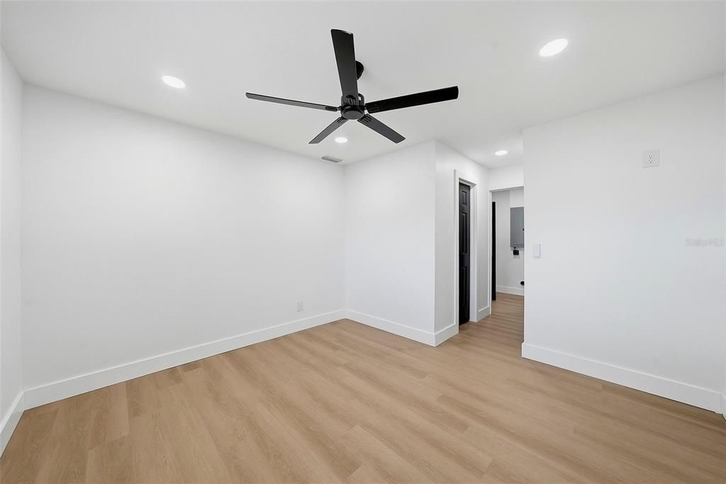 En Venta: $415,000 (3 camas, 2 baños, 1530 Pies cuadrados)