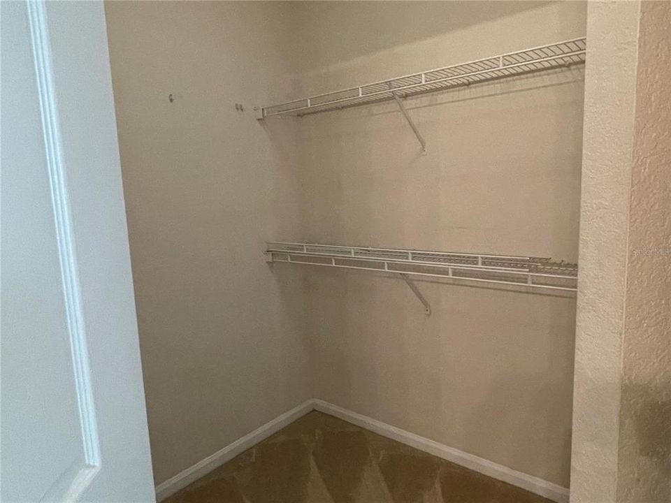 На продажу: $170,000 (2 спален, 2 ванн, 1089 Квадратных фут)