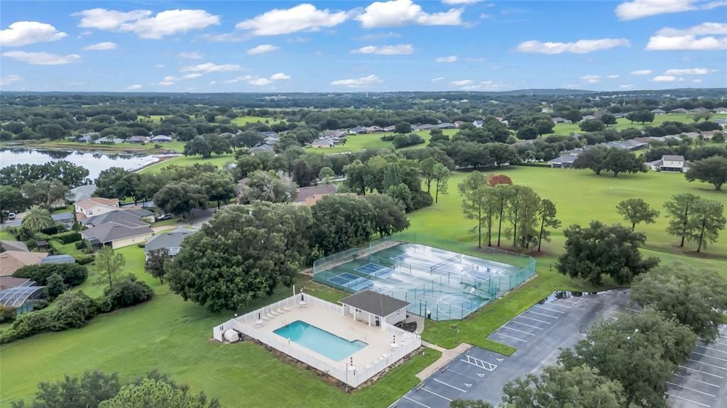 En Venta: $638,990 (4 camas, 3 baños, 3214 Pies cuadrados)