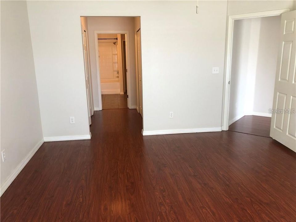 En Venta: $365,000 (4 camas, 3 baños, 2759 Pies cuadrados)
