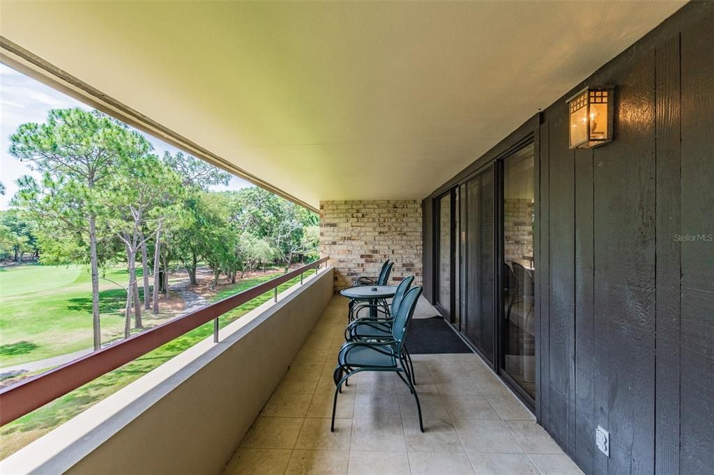 For Sale: $499,900 (2 beds, 2 baths, 1660 Square Feet)