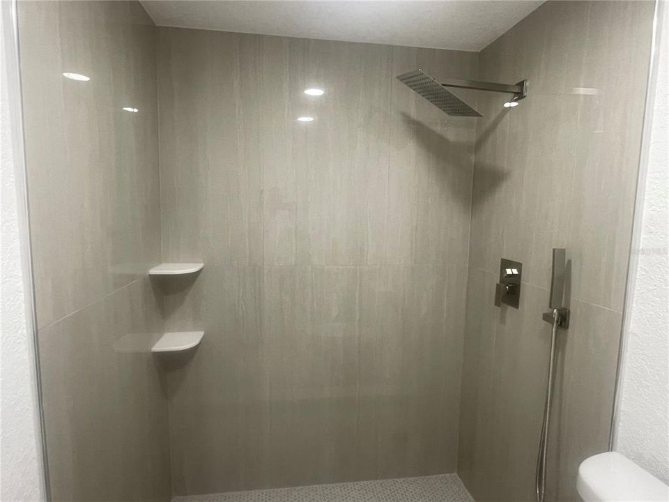 En Venta: $325,000 (3 camas, 2 baños, 1450 Pies cuadrados)