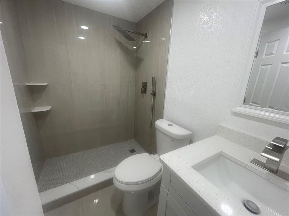 En Venta: $325,000 (3 camas, 2 baños, 1450 Pies cuadrados)