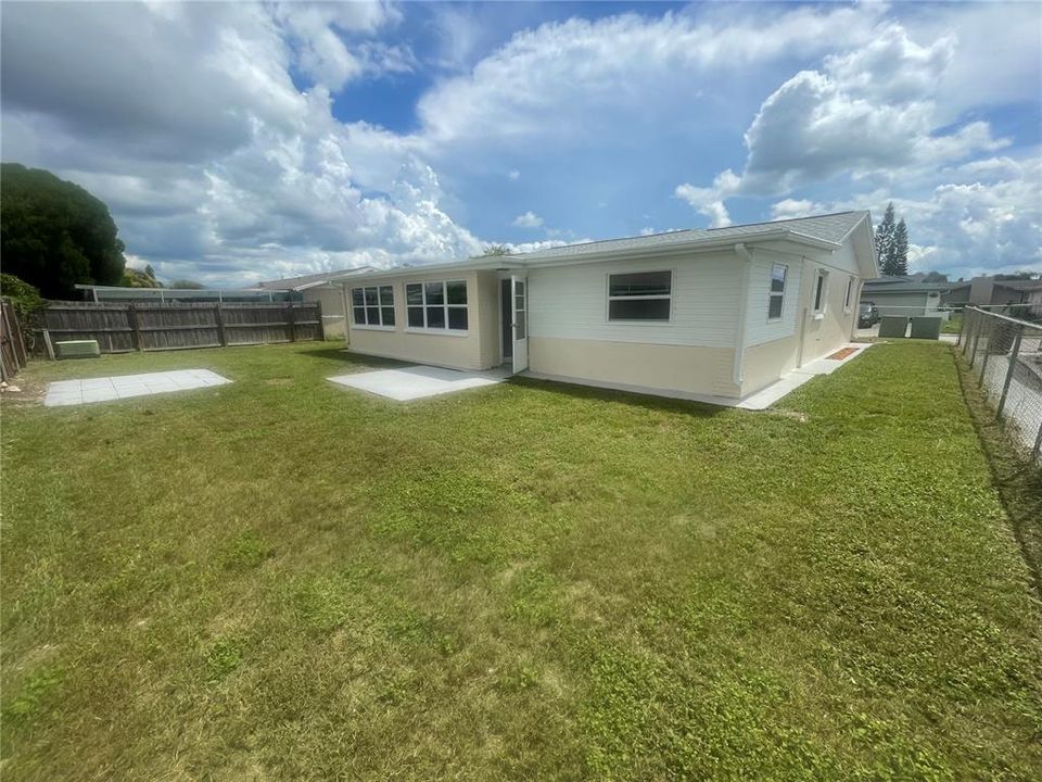 En Venta: $325,000 (3 camas, 2 baños, 1450 Pies cuadrados)