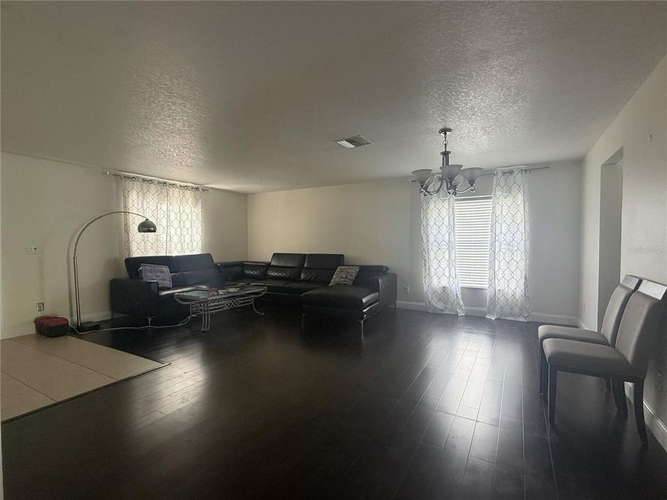 For Rent: $2,600 (4 beds, 3 baths, 2759 Square Feet)