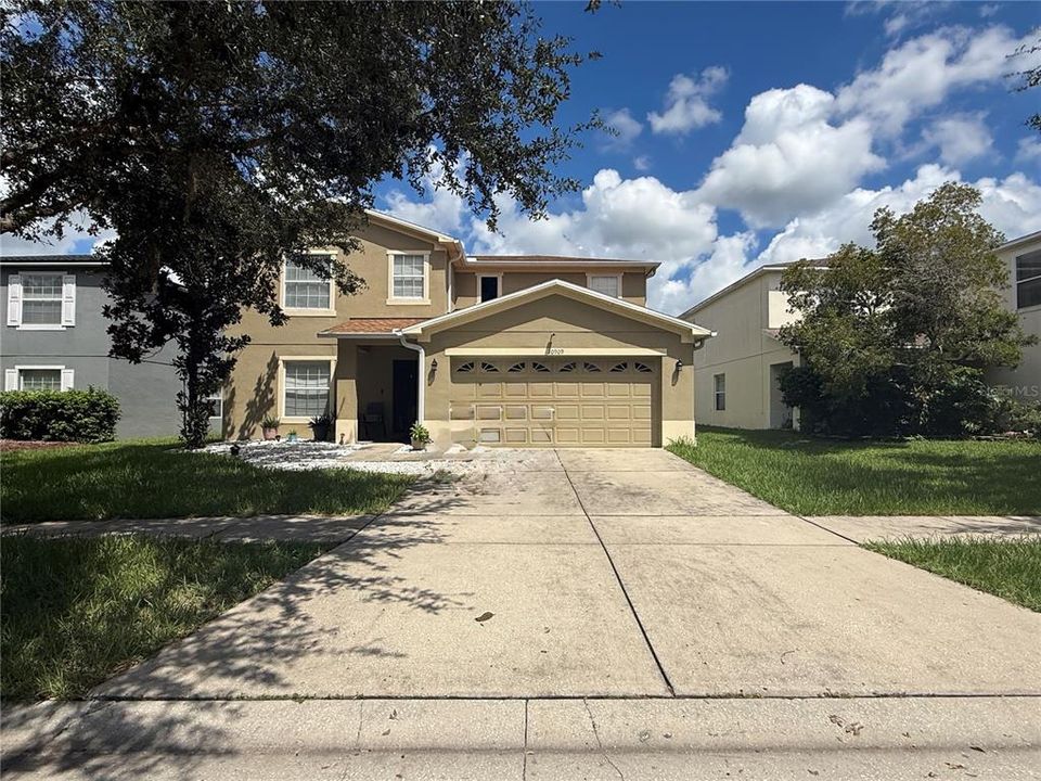 For Rent: $2,600 (4 beds, 3 baths, 2759 Square Feet)