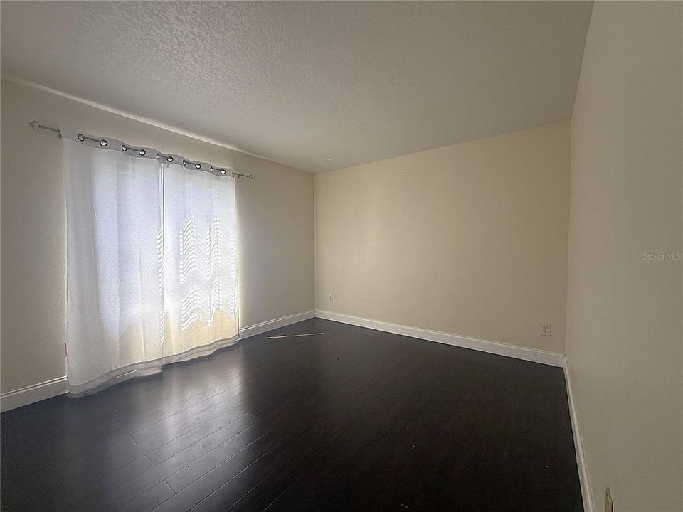 For Rent: $2,600 (4 beds, 3 baths, 2759 Square Feet)