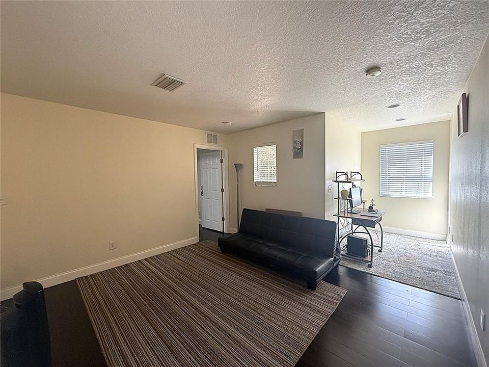 For Rent: $2,600 (4 beds, 3 baths, 2759 Square Feet)