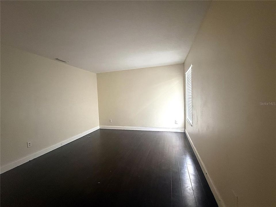 For Rent: $2,600 (4 beds, 3 baths, 2759 Square Feet)