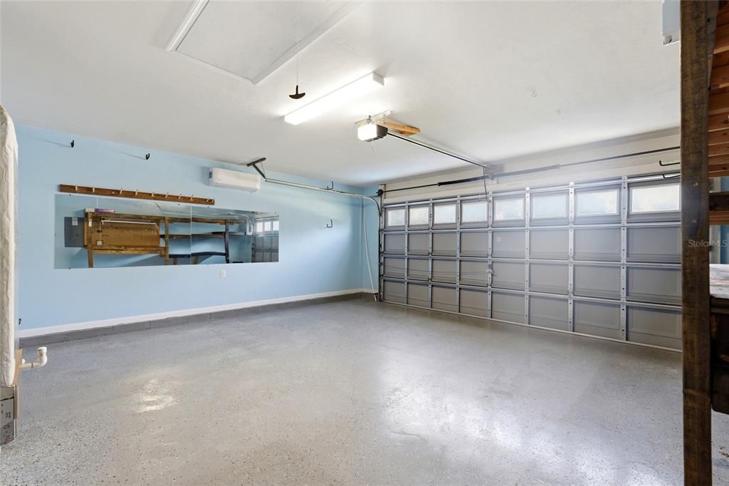 For Sale: $299,000 (3 beds, 2 baths, 1591 Square Feet)
