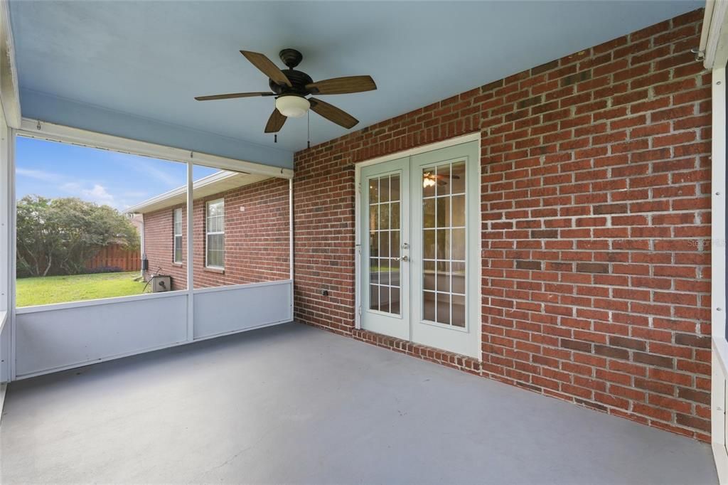 For Sale: $299,000 (3 beds, 2 baths, 1591 Square Feet)